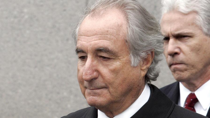 Fallece en prisión el financista Bernie Madoff: fuente AP