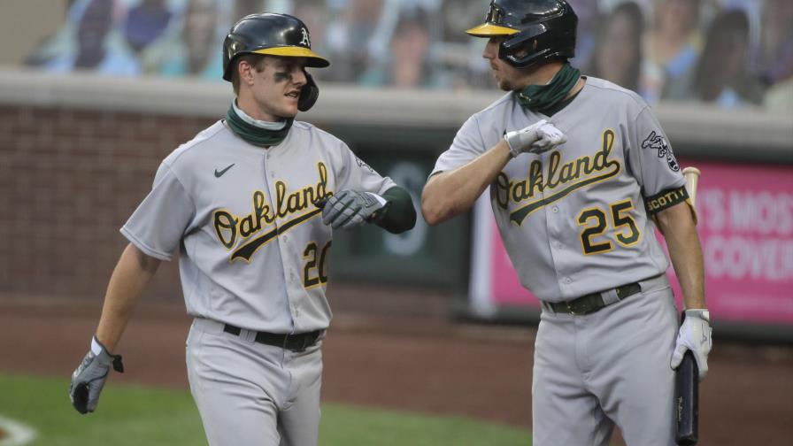 Atléticos aplastan 11-1 a Marineros tras gran 5to inning Atléticos aplastan 11-1 a Marineros tras gran 5to inning