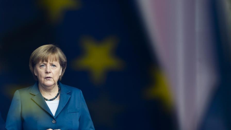 Manejo de sucesión de varias crisis define legado de Merkel