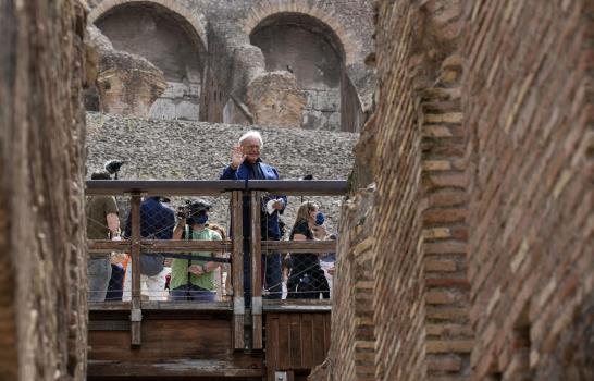 Turistas pueden visitar bambalinas subterráneas de Coliseo Turistas pueden visitar bambalinas subterráneas de Coliseo