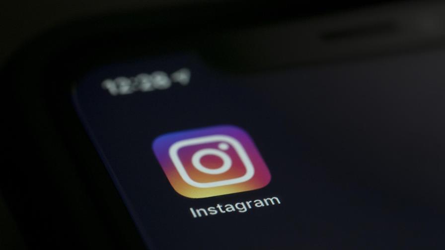 Instagram suspende planes de lanzar versión para niños