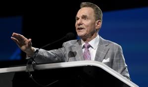 EEUU: líder bautista dimite por división en casos de abusos