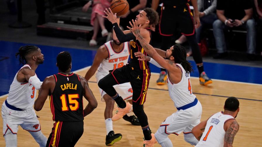 Young define de último segundo por Hawks ante Knicks