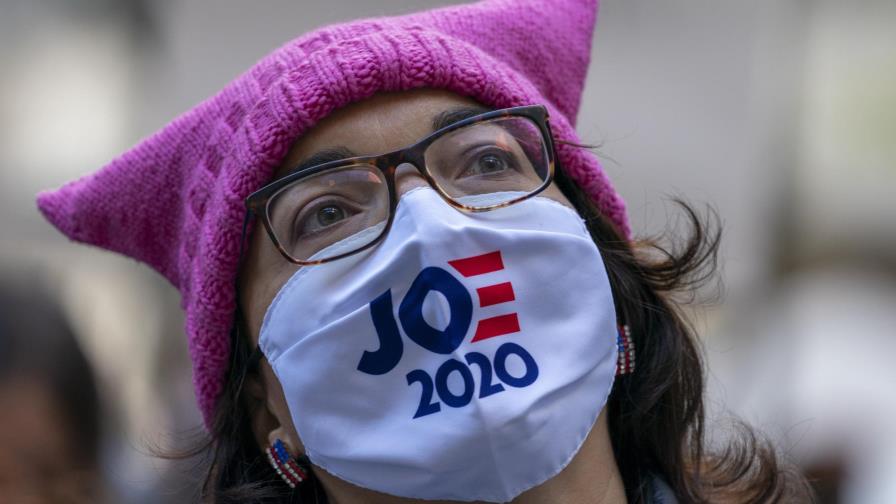 EEUU: Miles de mujeres marchan e instan a votar contra Trump