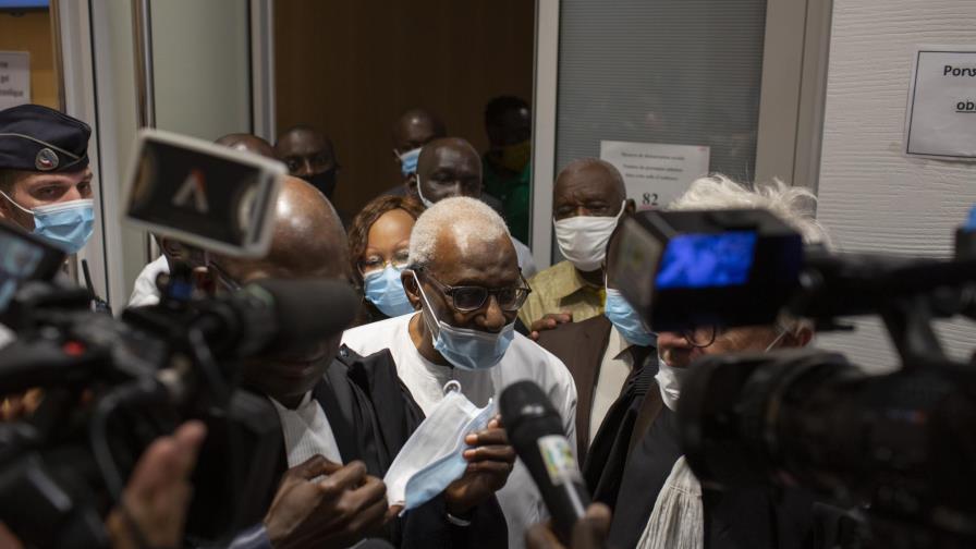 Expresidente de la IAAF sentenciado a 2 años de cárcel