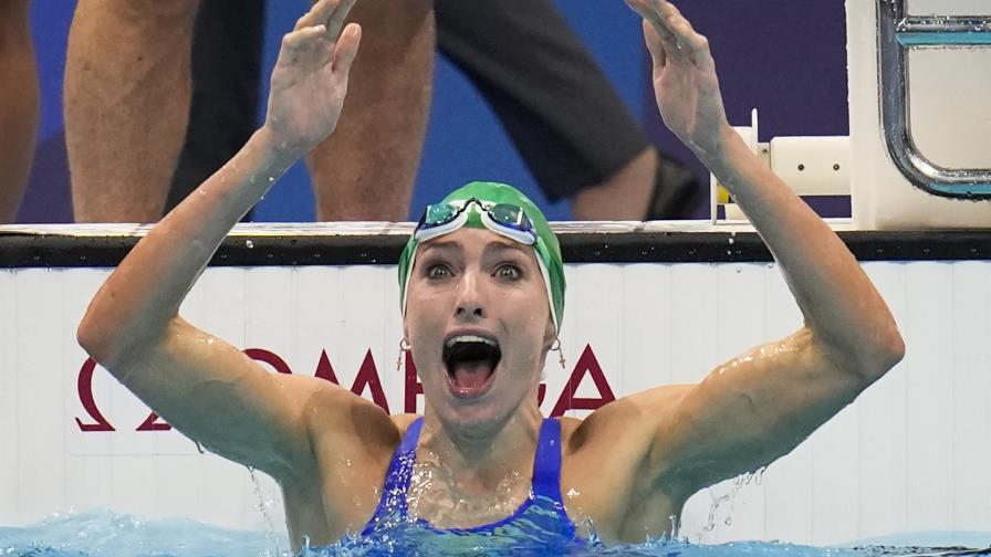 Sudafricana impone 1er récord mundial en la piscina de Tokio