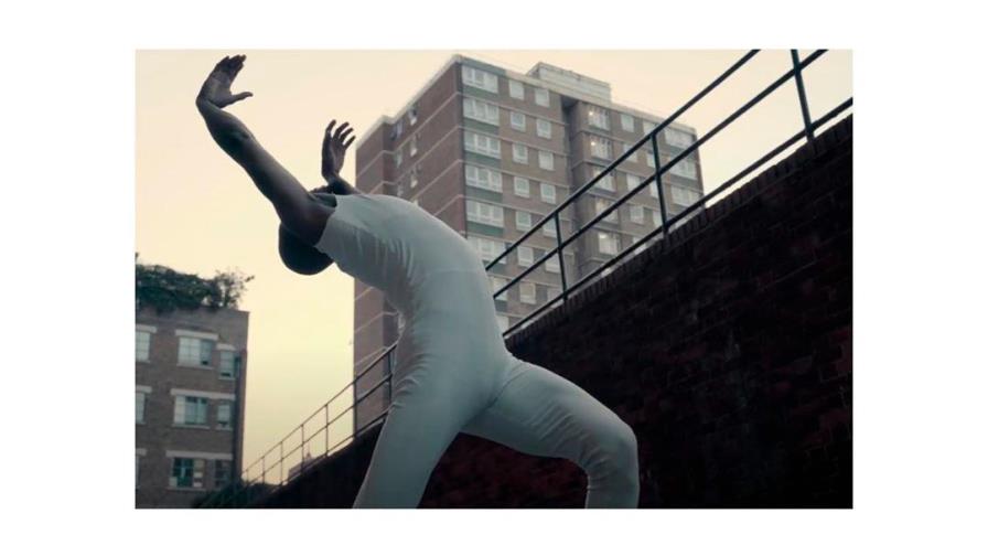 Emilio de la Morena presenta en Londres su colección más personal