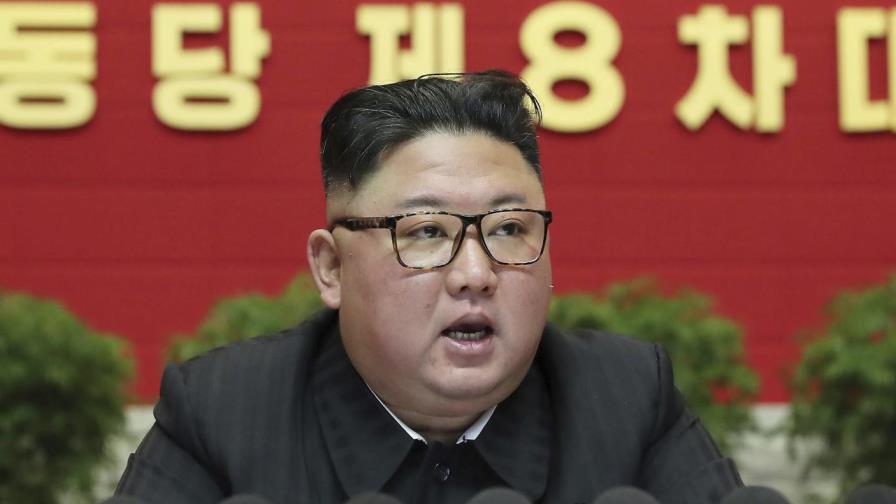Kim amenaza con más armas nucleares, cita hostilidad de EEUU
