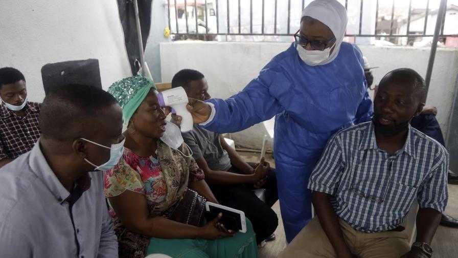 CDC de África eleva meta de vacunaciones en el continente