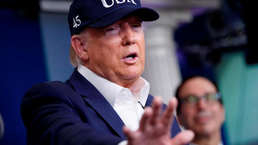 Encuestas revelan estadounidenses desaprueban gestión de Trump ante muerte de Floyd Encuestas revelan estadounidenses desaprueban gestión de Trump ante muerte de Floyd