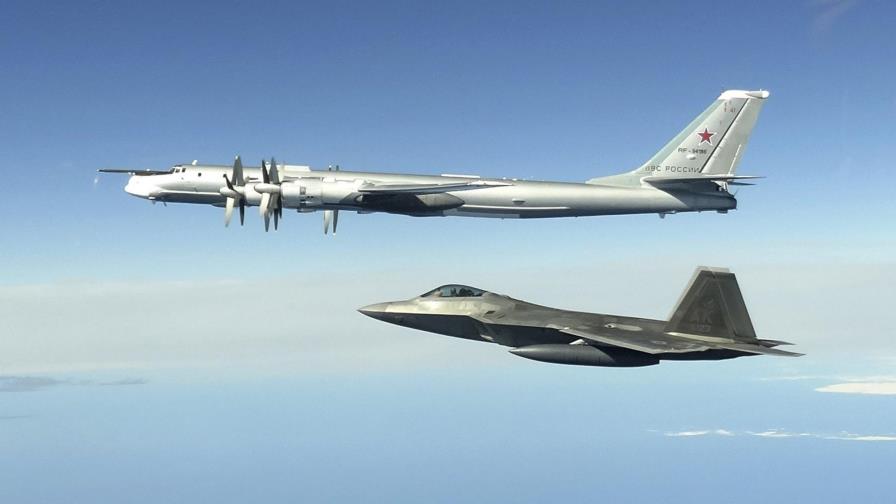 Bombarderos nucleares rusos vuelan cerca de Alaska