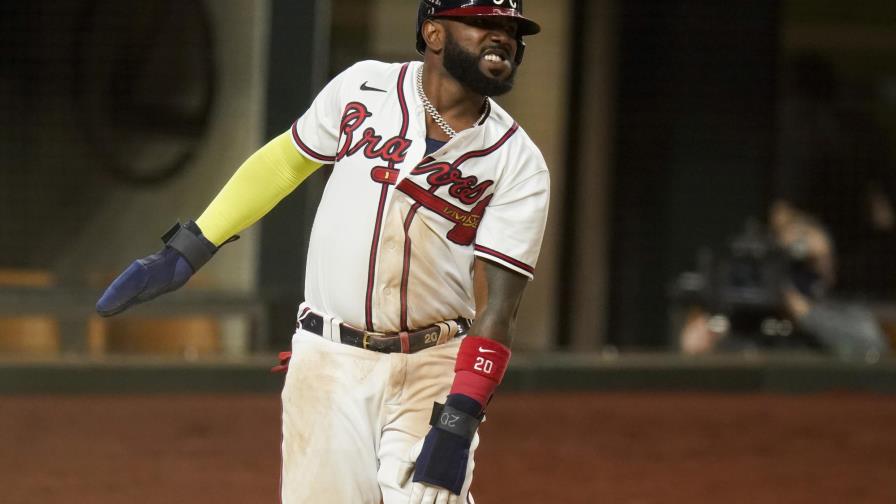 Descuido de Ozuna resulta costoso para Bravos Descuido de Ozuna resulta costoso para Bravos