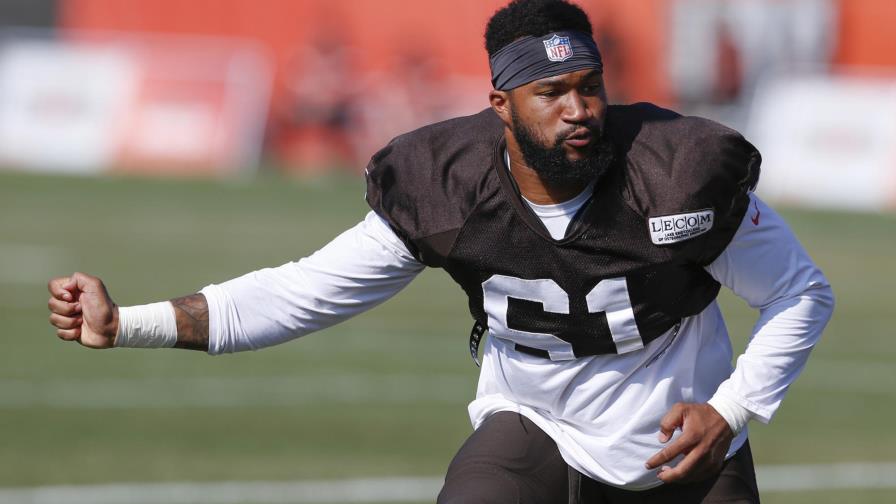 Jets firma a nieto de Nat King Cole a escuadra de prácticas Jets firma a nieto de Nat King Cole a escuadra de prácticas