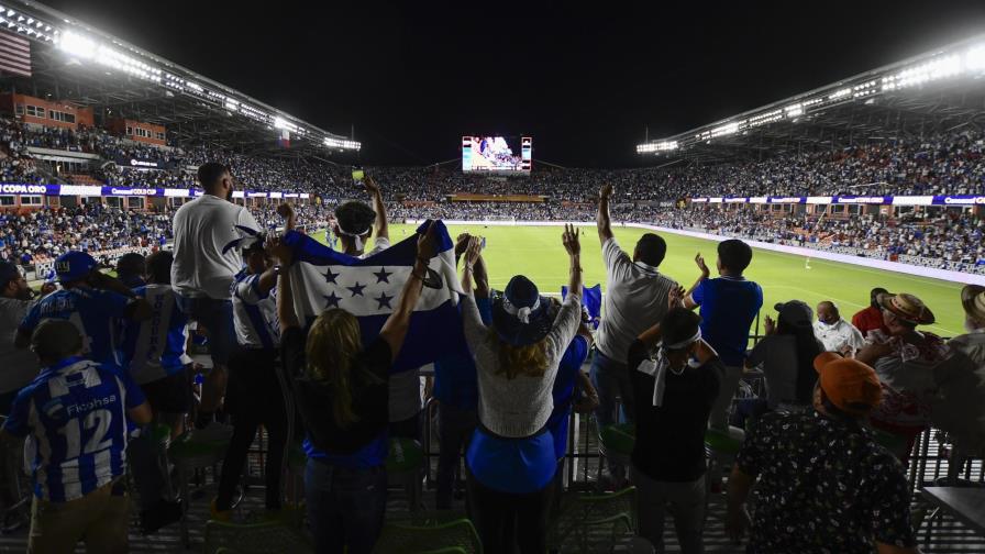 Técnico de Honduras da positivo de COVID durante Copa de Oro