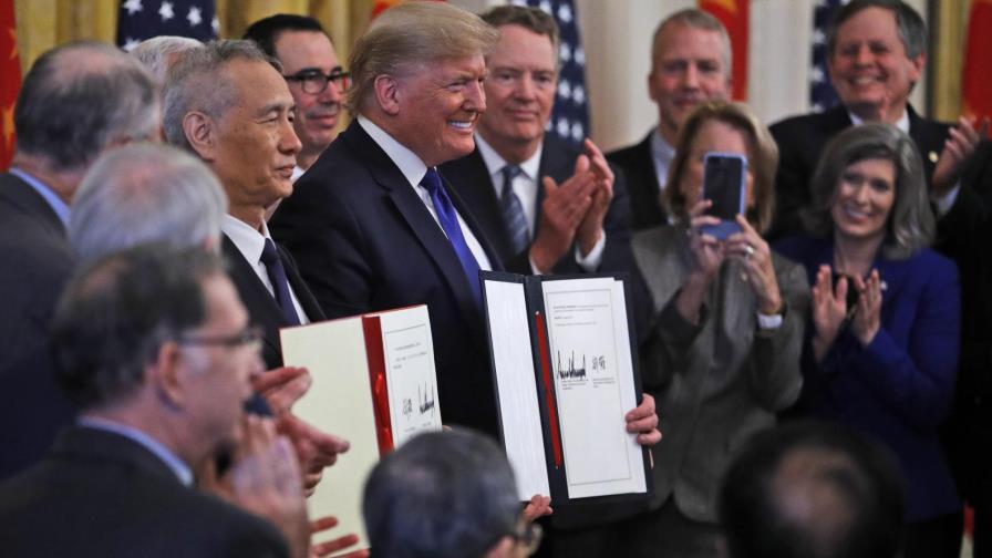 Trump promueve pactos comerciales en foro con agricultores