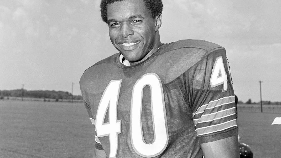Gale Sayers, legendario RB de los Bears, fallece a los 77 años