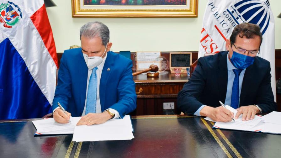 MESCYT otorgará becas para doctorado y maestrías en turismo en universidad mexicana 