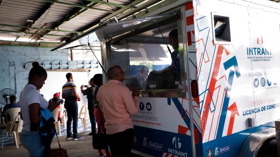 INTRANT suspende servicios de expedición y renovación de licencias de conducir