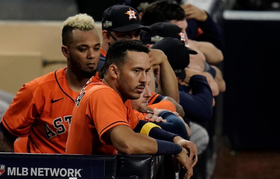 Astros superan adversidad, pero quedan fuera de la Serie Mundial