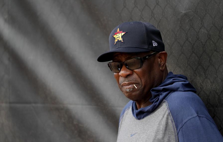 Dusty Baker pide a MLB equipos  intervenga para poner fin a los Astros