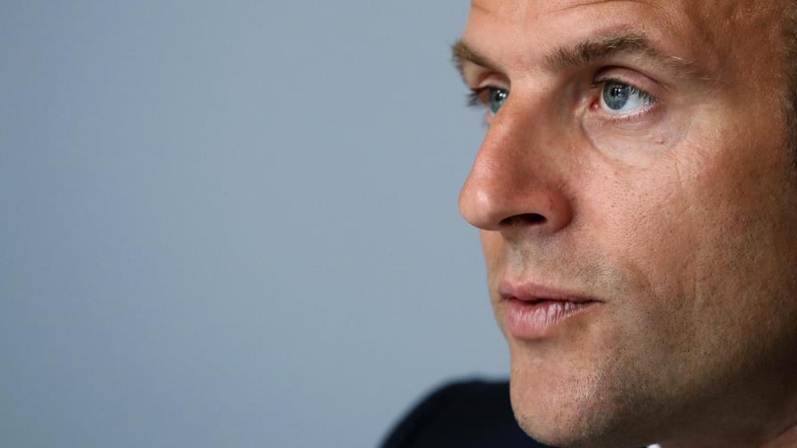 Francia espera que Macron aborde virus, crisis y racismo Francia espera que Macron aborde virus, crisis y racismo