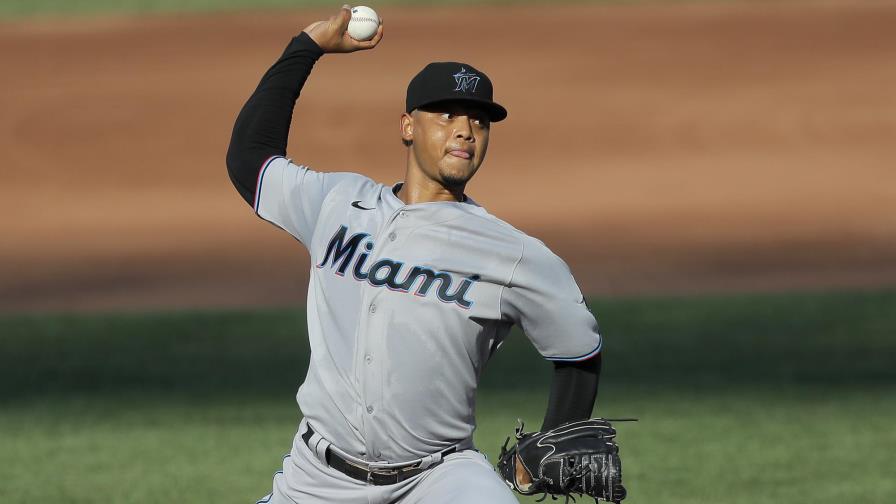 Marlins blanquea a Orioles en el 1ro de la doble cartelera