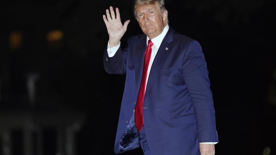 Trump minimiza la pandemia con una determinación renovada