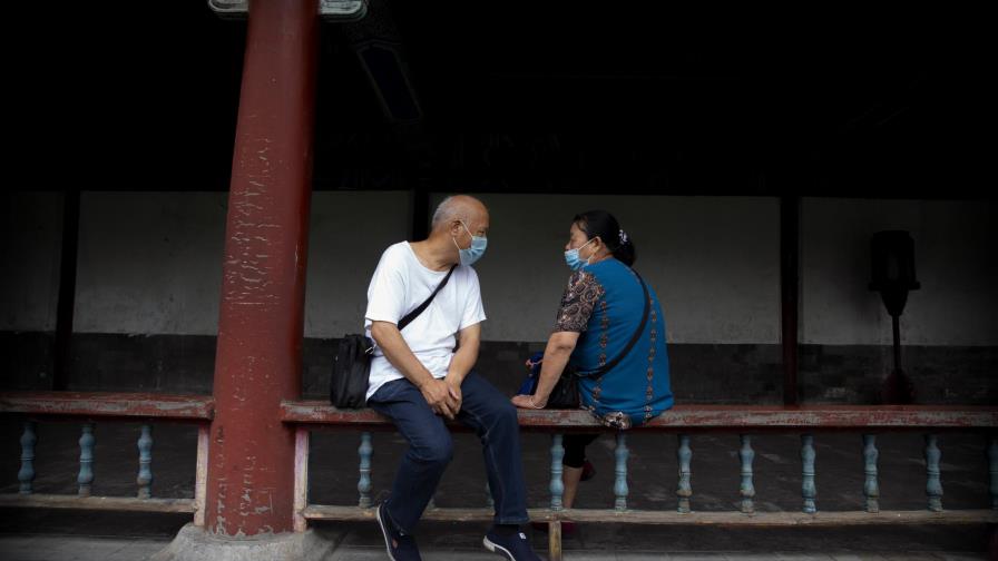 Virus se propaga en noroeste de China; India prueba vacuna