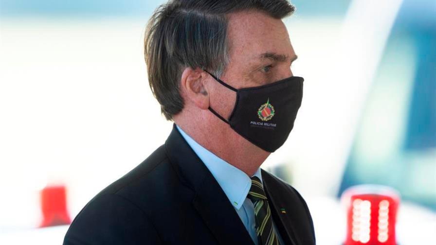 Bolsonaro tilda de absurdo el aislamiento y se dice listo para conversar