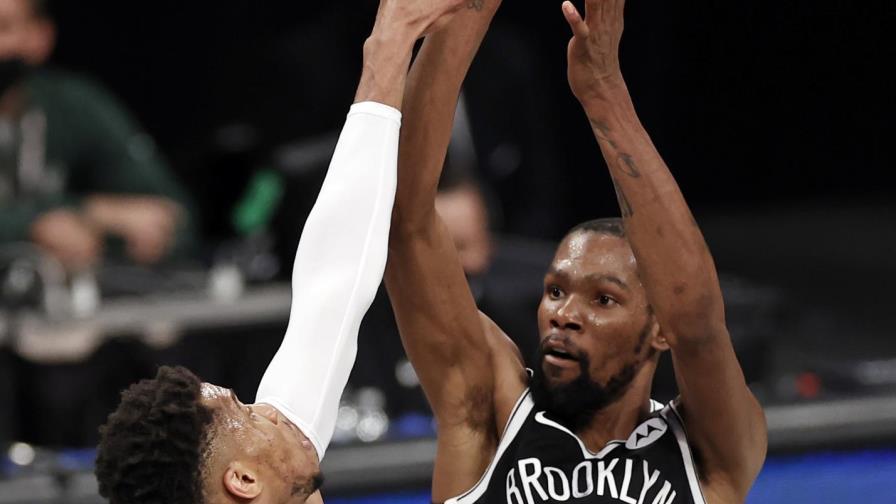 Los Nets se tambalean sin Irving y Harden antes del juego 5