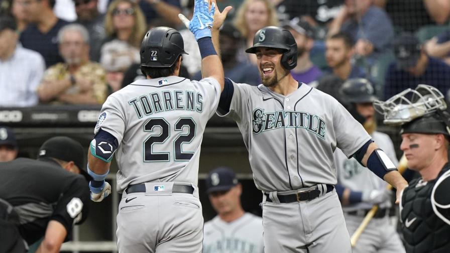 Kikuchi y Torrens guían a Marineros ante Medias Blancas