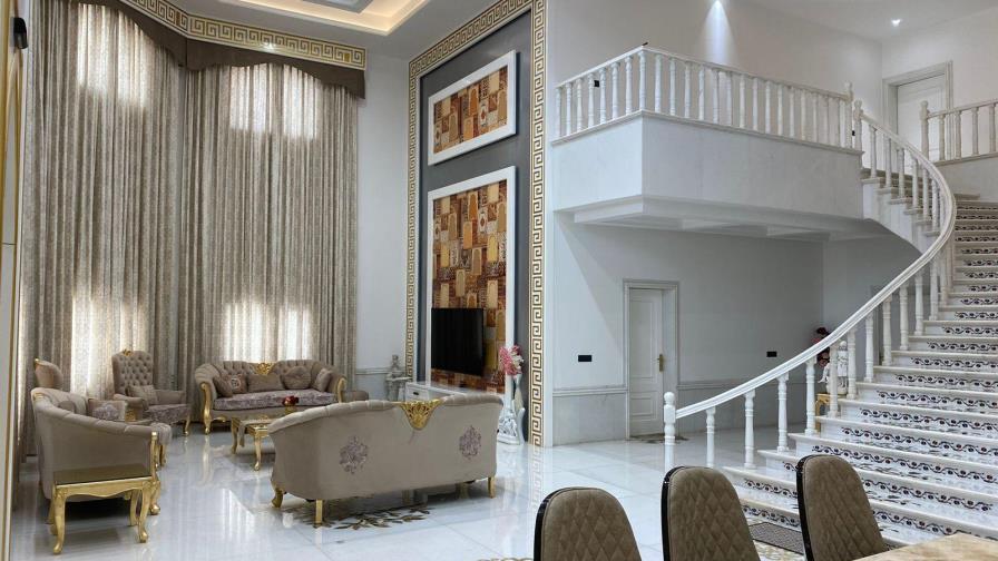 India: empresario construye réplica de Taj Mahal para esposa