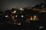 Tras año de apagones, luces navideñas brillan en Venezuela