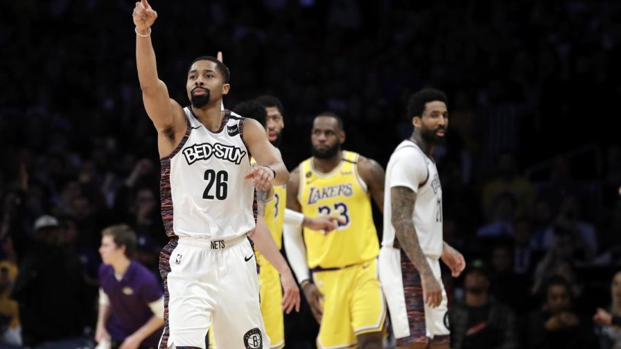 Davis falla triple agónico; Nets superan a Lakers Davis falla triple agónico; Nets superan a Lakers