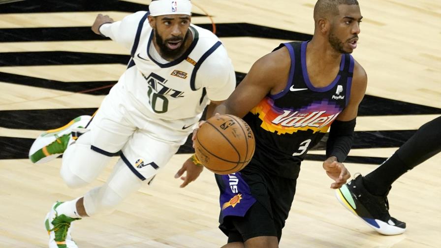 Booker y Paul lideran triunfo 117-113 de Suns sobre el Jazz