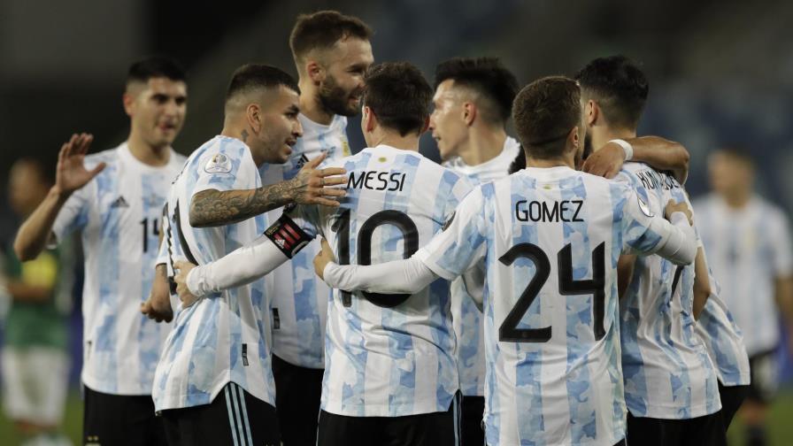Con Messi intratable, Argentina golea a Bolivia y va por más