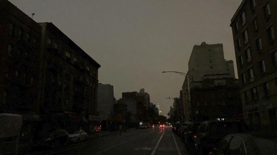Apagón afecta una gran franja de Manhattan