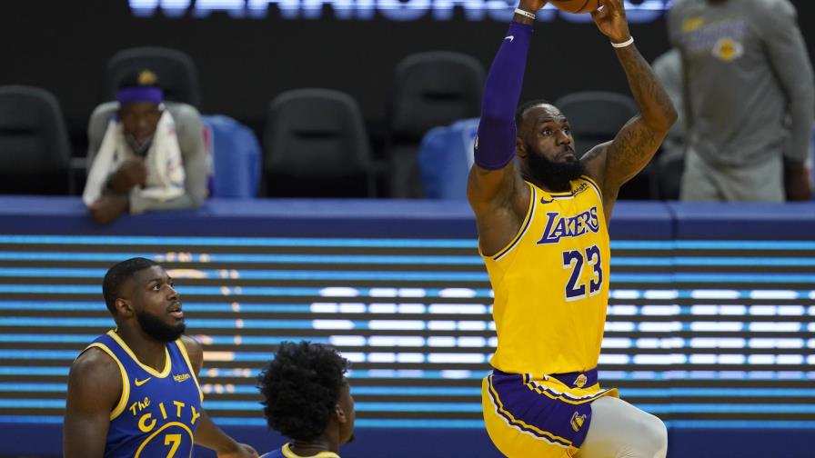 LeBron James se convierte en socio del Fenway Sports Group
