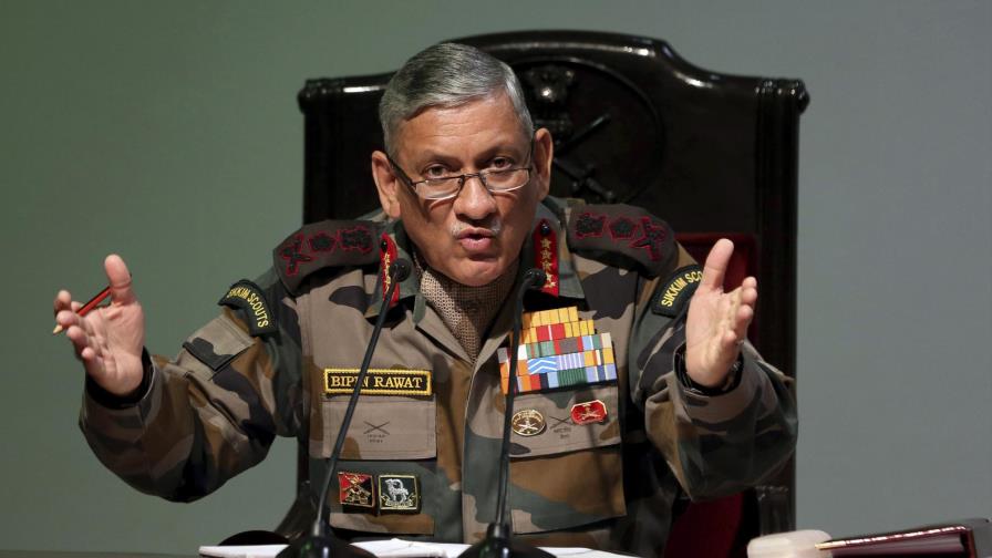 India: Muere jefe militar al caer helicóptero