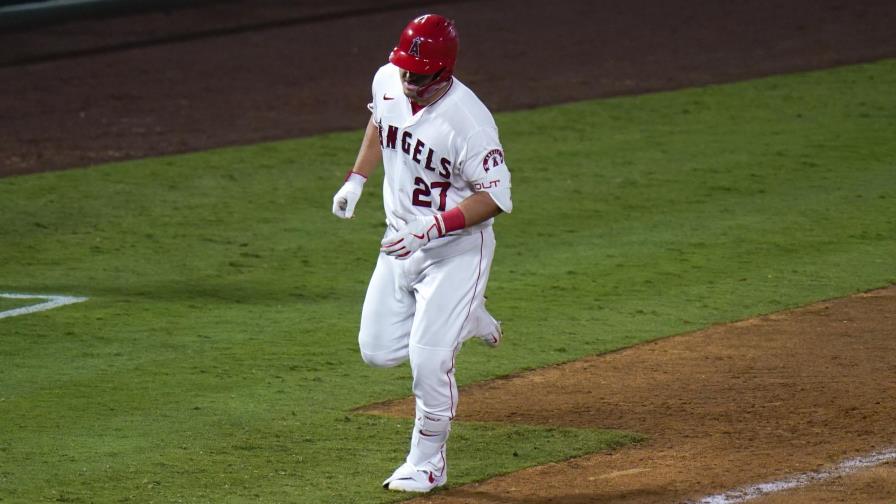 Angelinos remontan a Atléticos con dos jonrones de Trout Angelinos remontan a Atléticos con dos jonrones de Trout