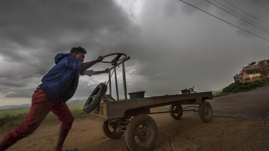 Ciclón deja dos muertos, tres desaparecidos en Madagascar
