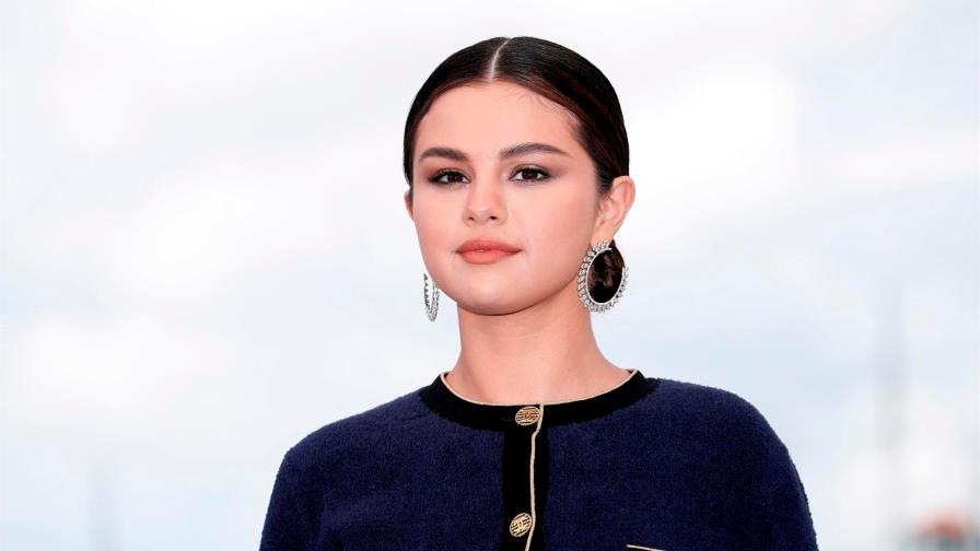 Selena Gómez escribe a líderes mundiales para pedir vacunas para todos