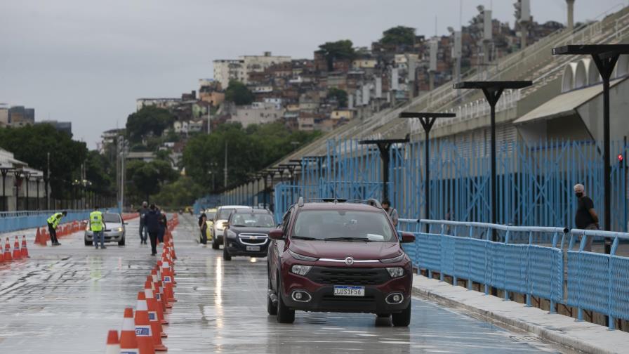 Sin carnaval, el Sambódromo sirve como centro de vacunación Sin carnaval, el Sambódromo sirve como centro de vacunación