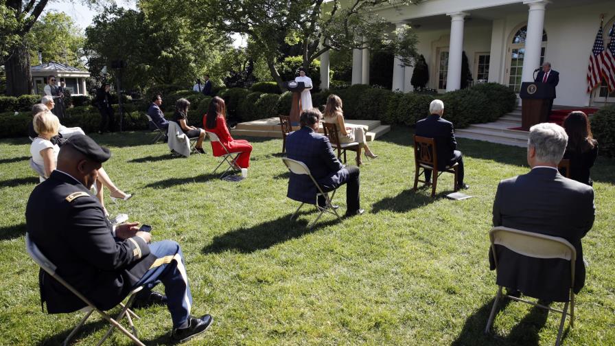 El COVID-19 es un mensaje de Dios, dice mayoría de creyentes en Estados Unidos