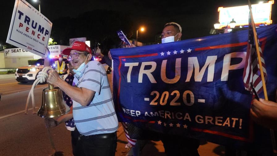 Trump avanza entre los latinos, para pesar de los demócratas