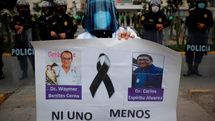 Las causas por las que Perú tiene la mayor mortalidad por coronavirus en el mundo