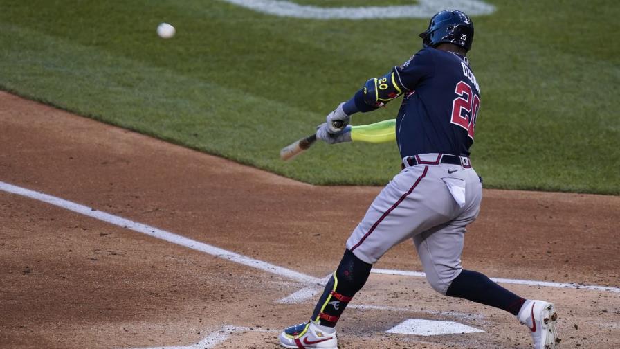 Ozuna dispara grand slam; Bravos se imponen a Nacionales