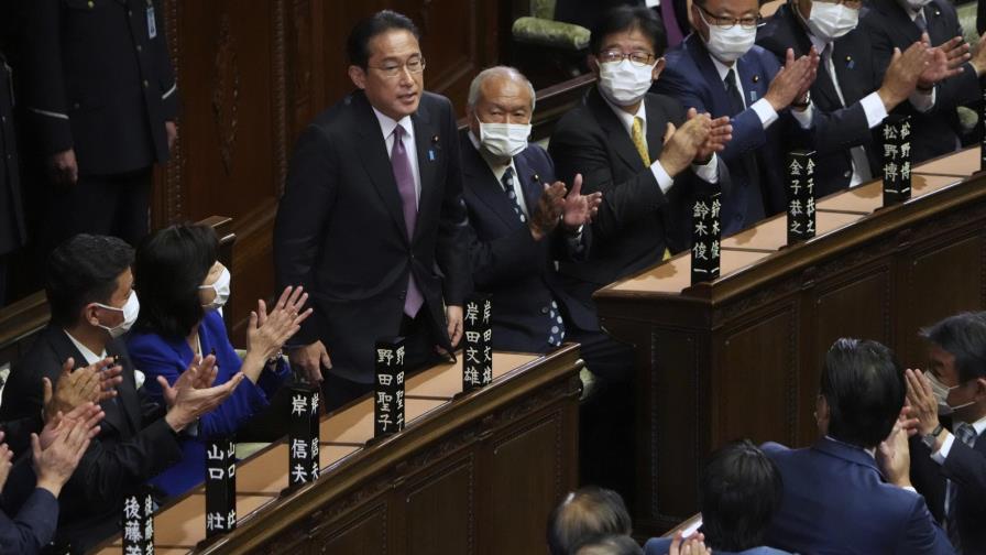 Parlamento reelige a Kishida primer ministro de Japón