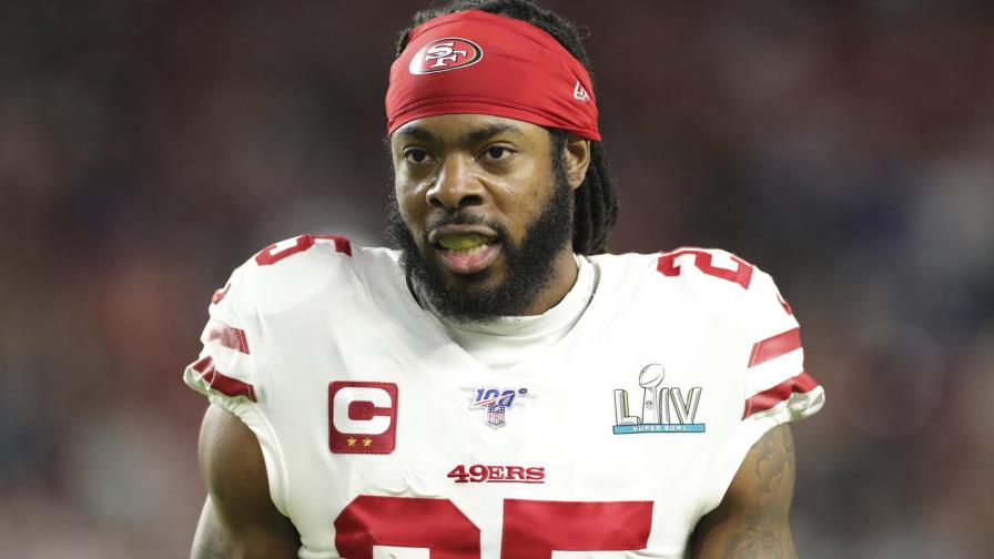 Richard Sherman firma con Tampa Bay Richard Sherman firma con Tampa Bay