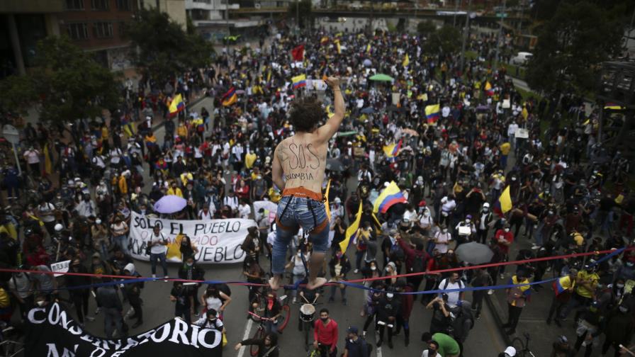 Duque: se investigan abusos durante protestas en Colombia